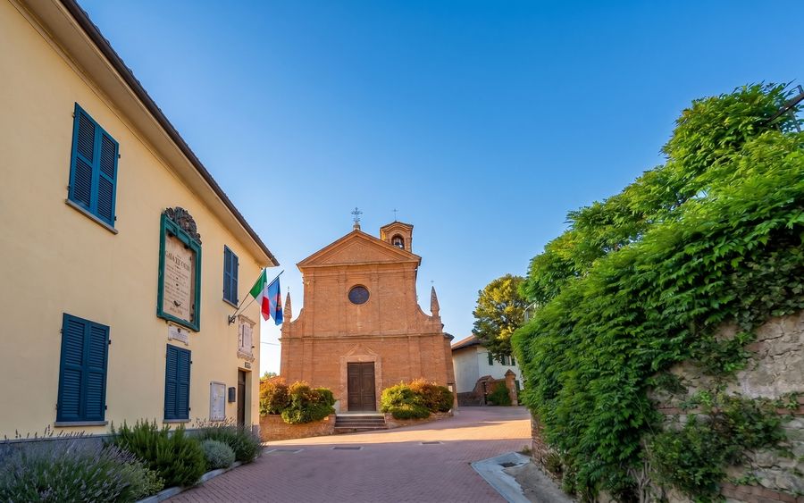 Cortandone, in the Monferrato hills near Bric del Vento