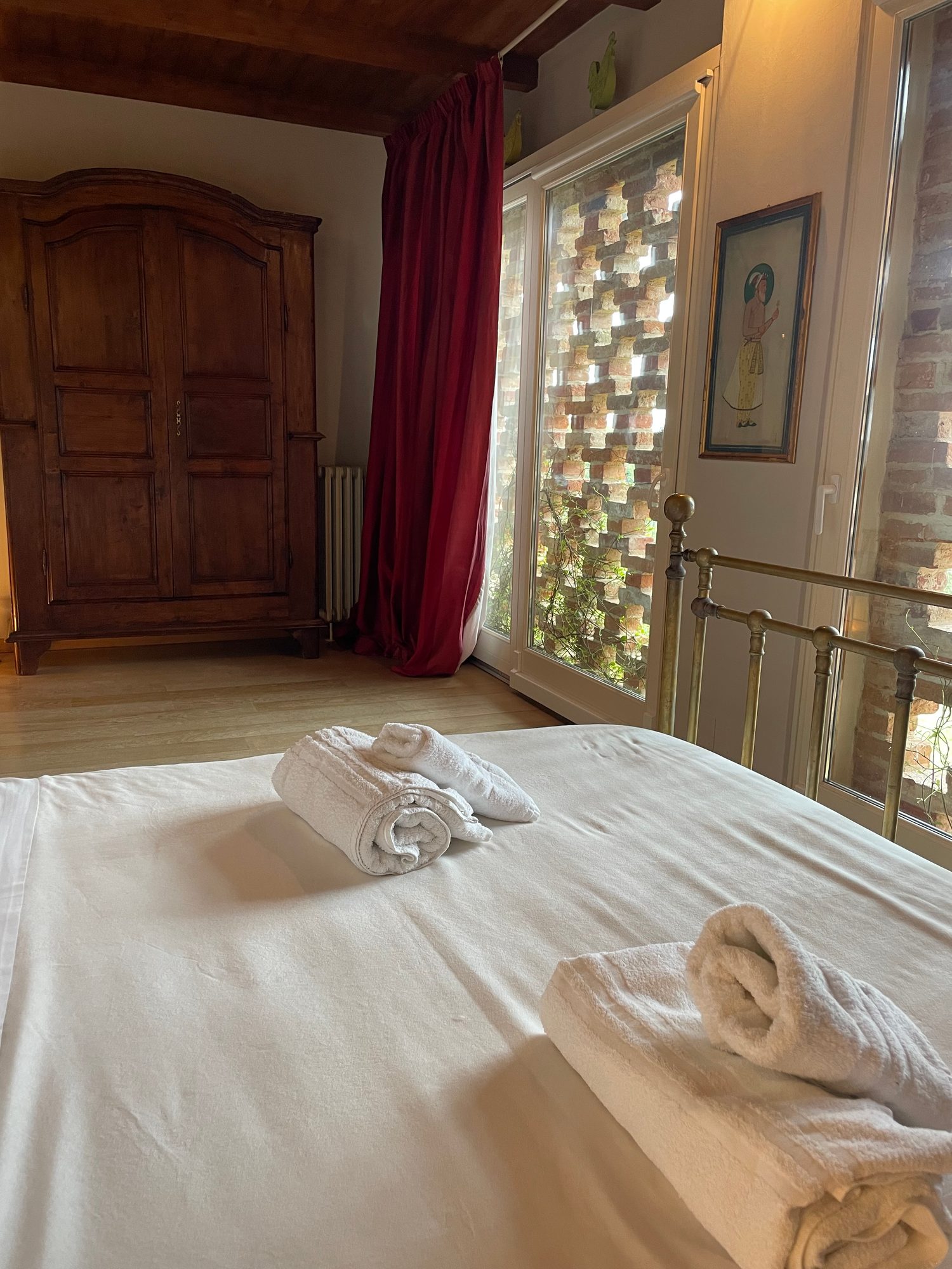 Jasmine room